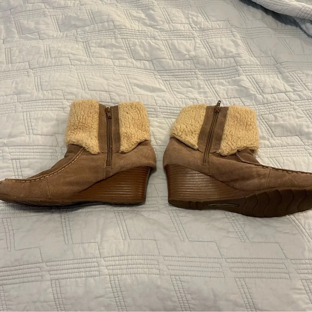 Eddie Bauer suede look
